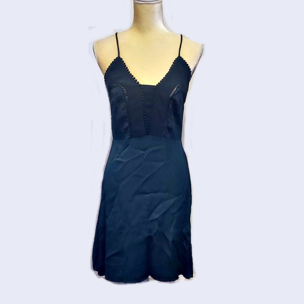 Women's H&M V-Neck Strappy Sleeveless Green Mini Cocktail Dress Sz 6 EUC